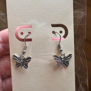 Unbranded Women's Silver and Grey Jewellery